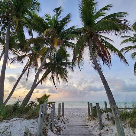 Beautifully Renovated Summer Of 2020 Come And Enjoy This Lovely Unit Key West Bagian luar foto