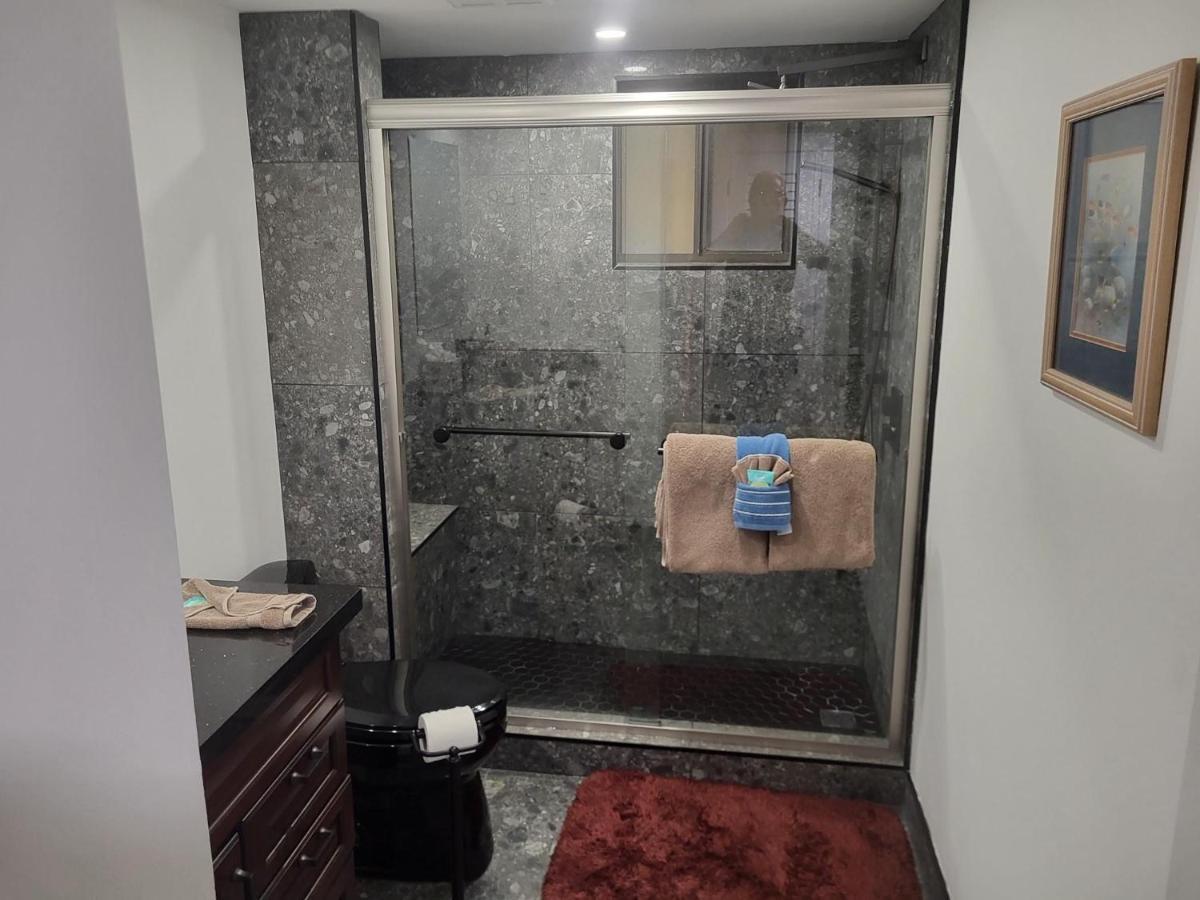 Beautifully Renovated Summer Of 2020 Come And Enjoy This Lovely Unit Key West Bagian luar foto