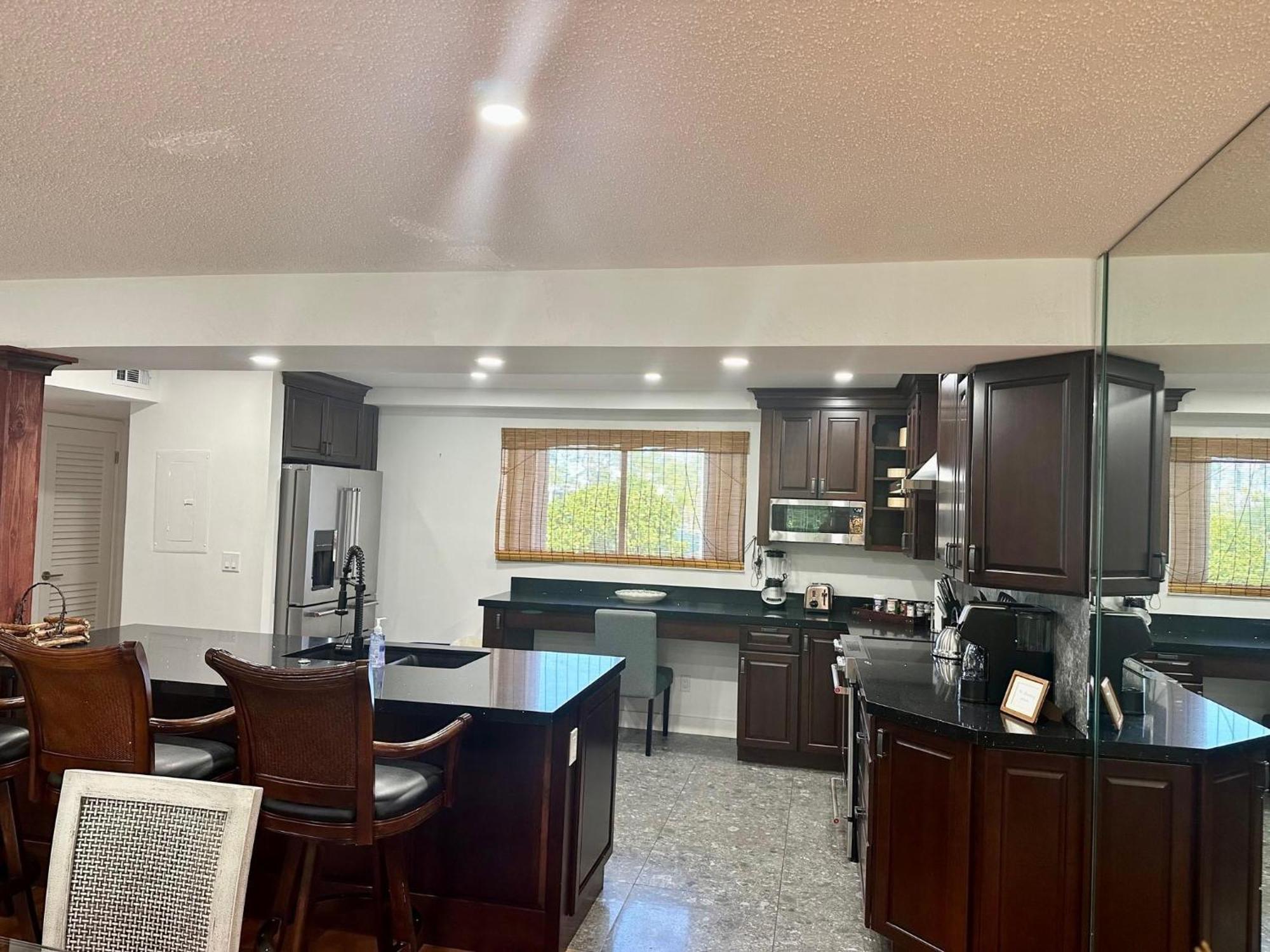 Beautifully Renovated Summer Of 2020 Come And Enjoy This Lovely Unit Key West Bagian luar foto
