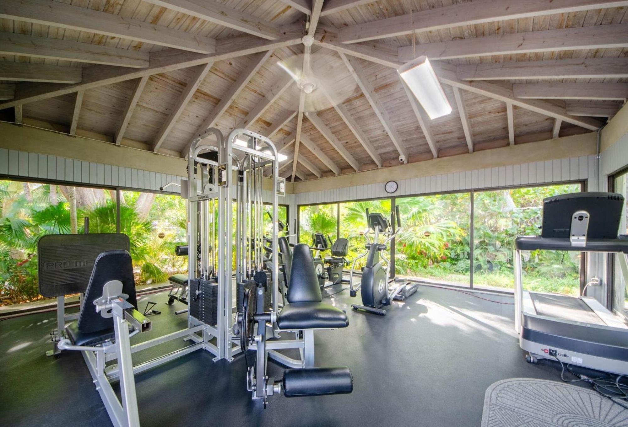 Beautifully Renovated Summer Of 2020 Come And Enjoy This Lovely Unit Key West Bagian luar foto