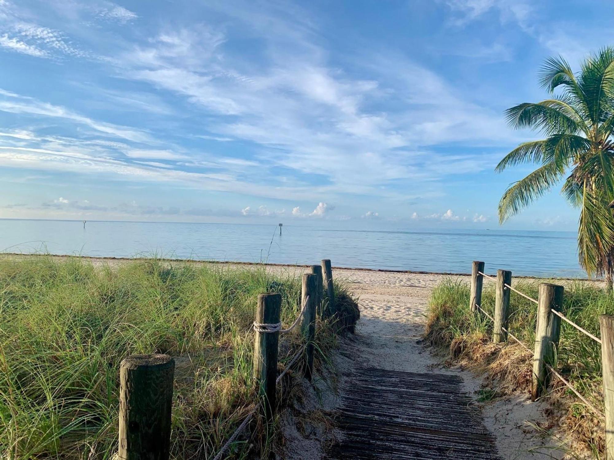 Beautifully Renovated Summer Of 2020 Come And Enjoy This Lovely Unit Key West Bagian luar foto